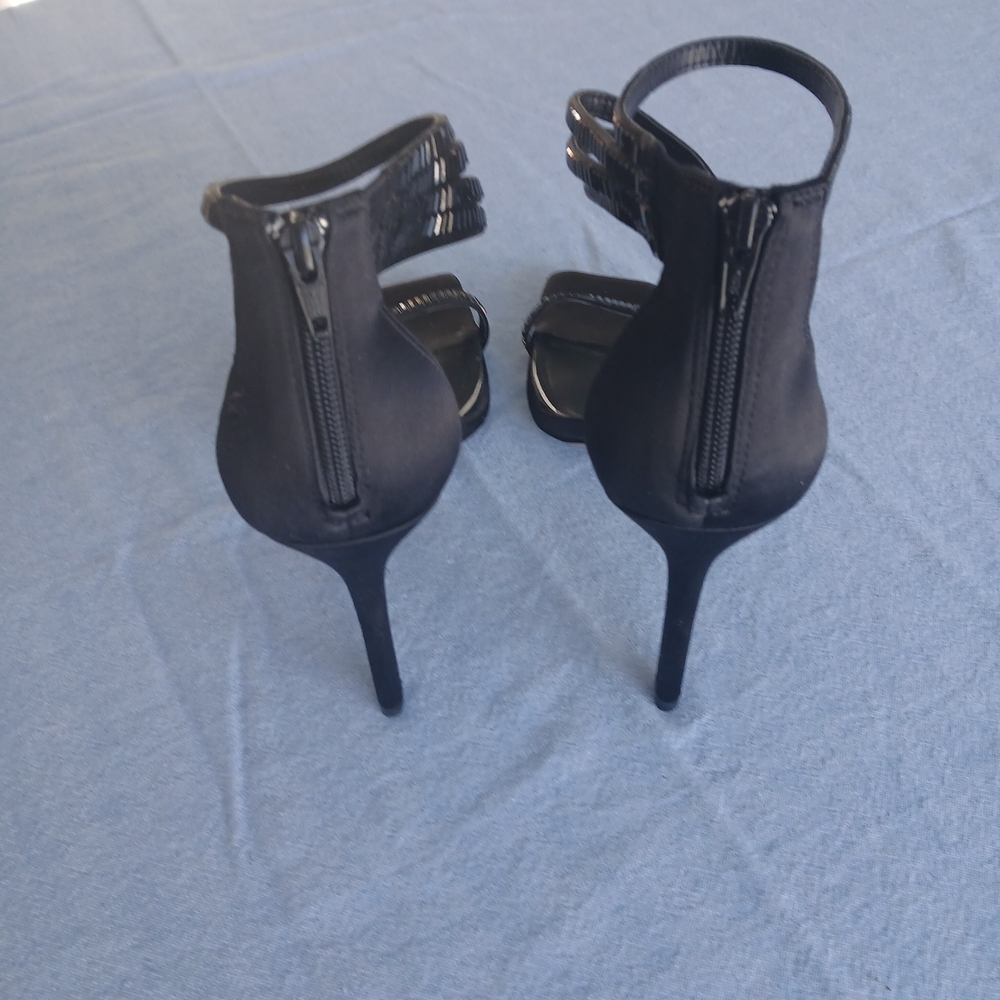 Gianni Bini Black Strappy Heels - Picture 4 of 4